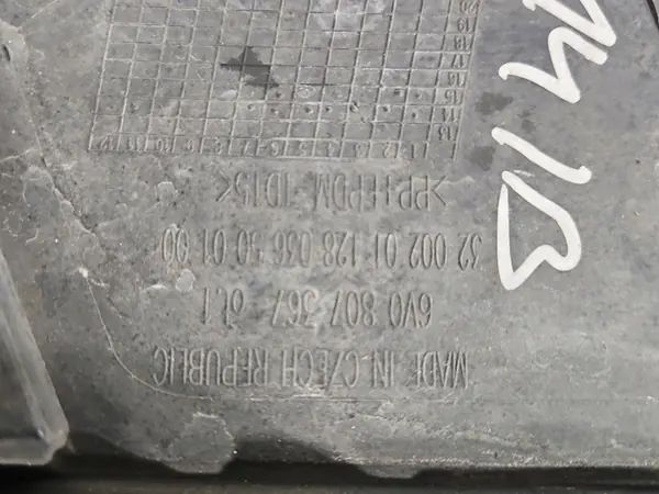 Tappo Griglia Paraurti Skoda Fabia III image 9