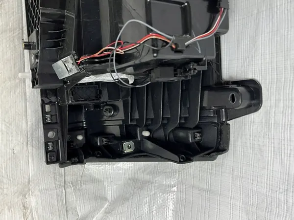 Caja almacenamiento consola pasajero Porsche 99155220416 image 9