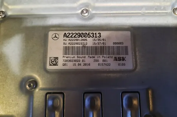 Amplificador Mercedes Burmester OEM A2229005313 Usado image 3