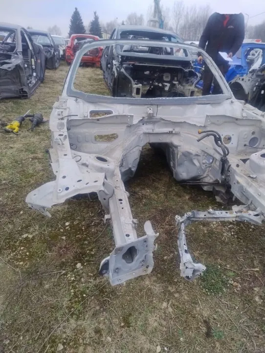 OEM mamAUTO-946630 Kotflügel Vorne Links/Rechts Mazda MX5 image 3