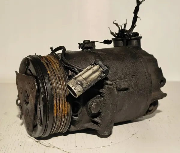 Ilmastointikompressori Opel Astra H III 1.3CDTI, OEM 13286091 UR3 image 2