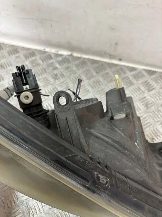 Oikea Heijastinlamppu Dacia Sandero I 08-12 OEM 260104793R image 7