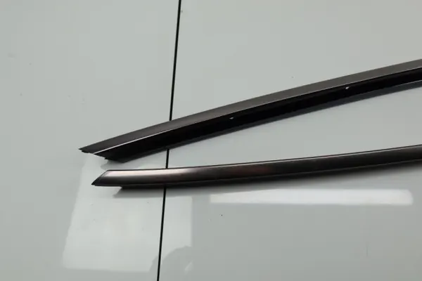 Mercedes W209 CLK Vindrutelist OEM w209clk-list-szyb image 4