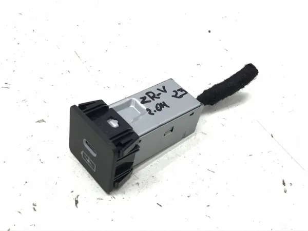 Honda USB-C-poort OEM 8A350-TJB-A113 voor ZR-V 2023-2024 image 2