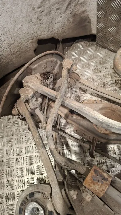 SANKITYŁW211 Achterste Slee voor Mercedes W211 2.1CDI image 10