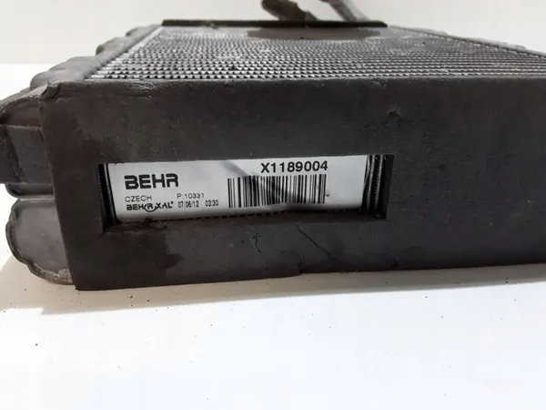 Évaporateur climatisation Audi A5 8T 8F OEM X1189004 image 3