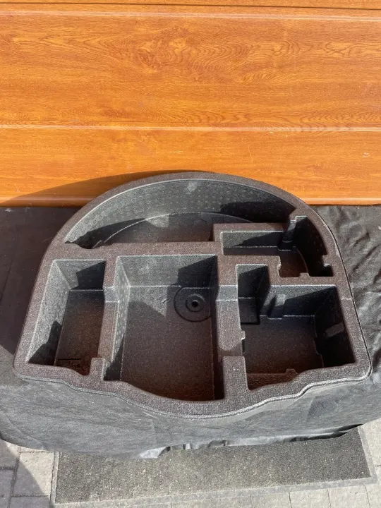 Insertion Mousse Coffre Toyota Yaris IV OEM 64993-K0050 image 3