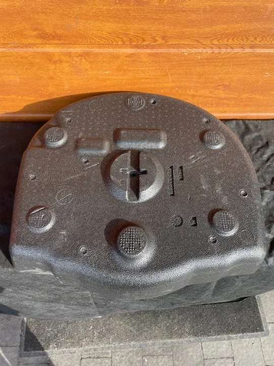 Insertion Mousse Coffre Toyota Yaris IV OEM 64993-K0050 image 4