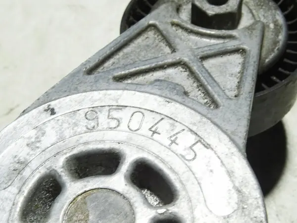 Tendeur de courroie alternateur OEM 950445 VW Golf V image 3
