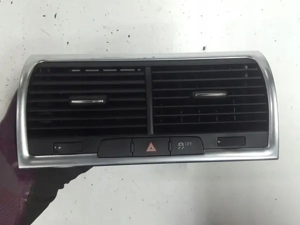 Audi Q7 4L 09-15 mittluftgallergrill OEM 4L0820951 image 2