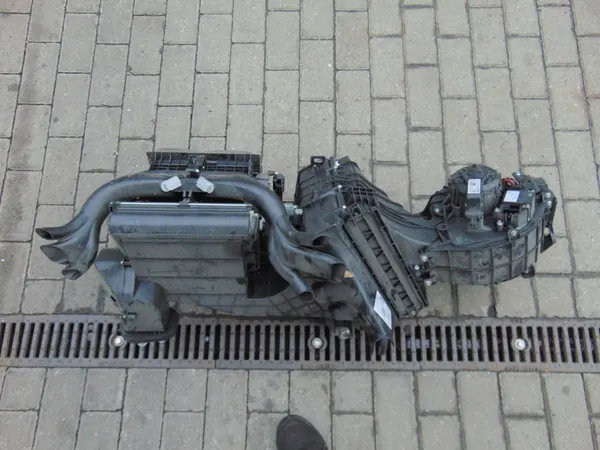 Aquecedor ventilador VW Transporter T6 image 9