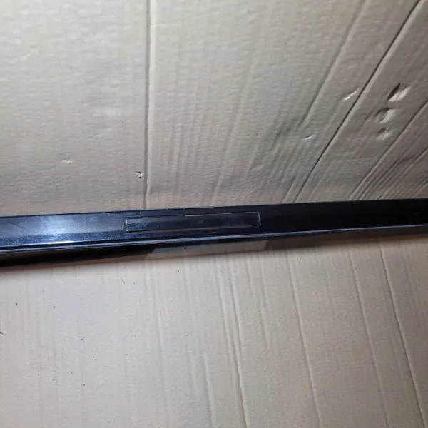 BMW 1 F20 linke Dachreling OEM 7292285 - Gebraucht image 7