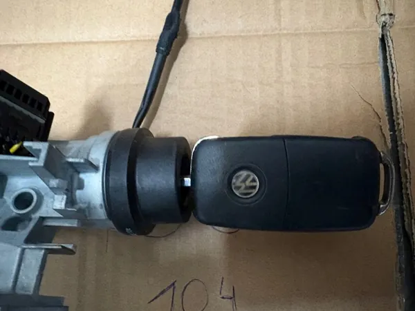 Volkswagen Golf VI Interruptor OEM 1K0905851B image 4