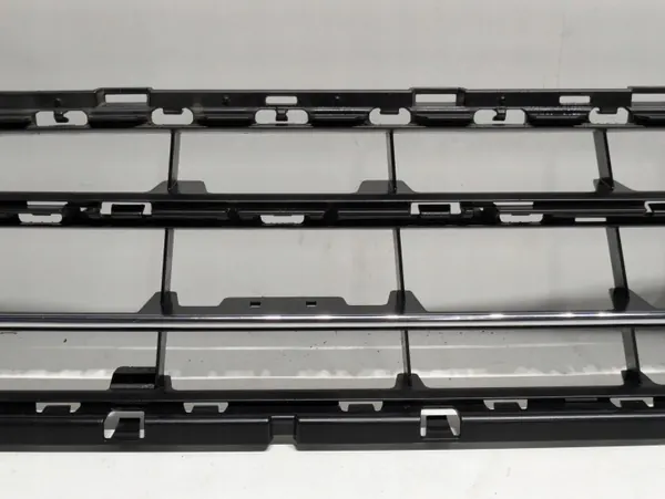 Fram grill OEM 3G0853671B för Volkswagen Passat B8 image 3