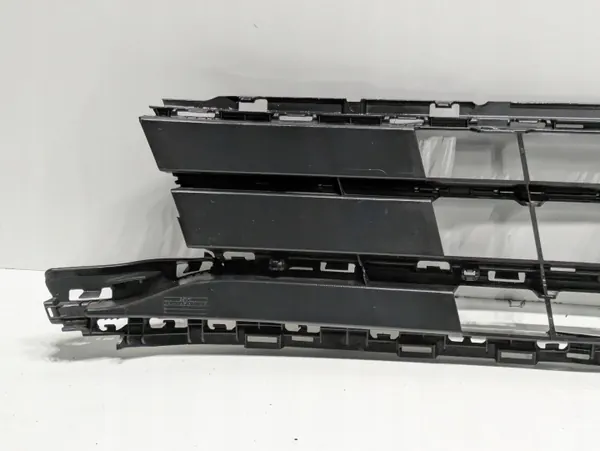 Fram grill OEM 3G0853671B för Volkswagen Passat B8 image 6