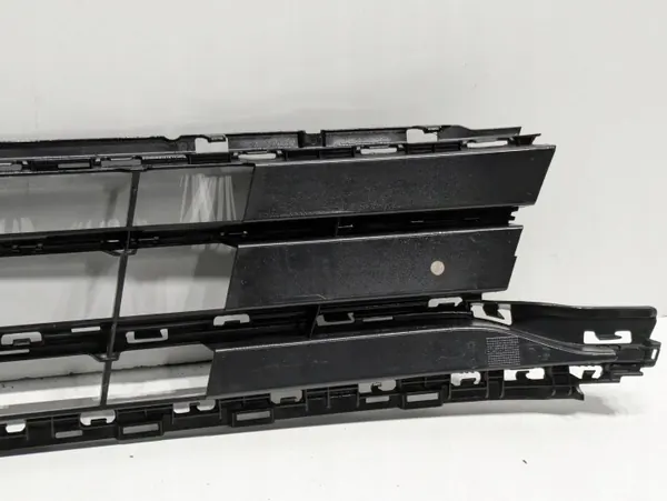 Fram grill OEM 3G0853671B för Volkswagen Passat B8 image 8