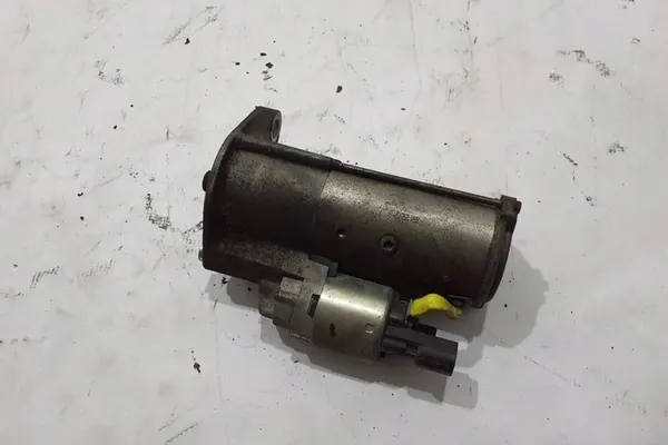 Motor de arranque VW AMAROK FLATBED 2.0L diésel 2011 OEM 2H0911023A image 3