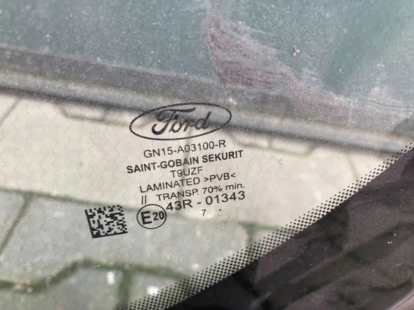 Parabrisas calefactable Ford Ecosport OEM GN15-A03100-R image 8