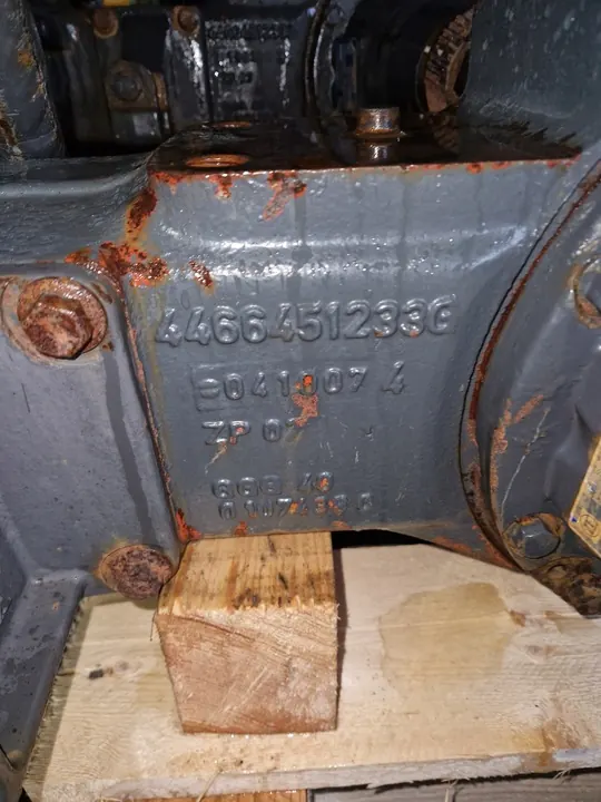 VOLVO APL-9000 CK Etuakseli 6x6 image 8