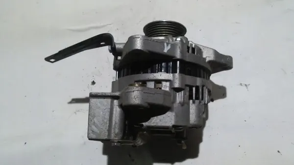 Vaihtovirtageneraattori Honda Civic VIII 1.8 AHGA67 image 2