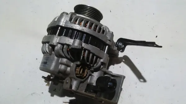 Vaihtovirtageneraattori Honda Civic VIII 1.8 AHGA67 image 3