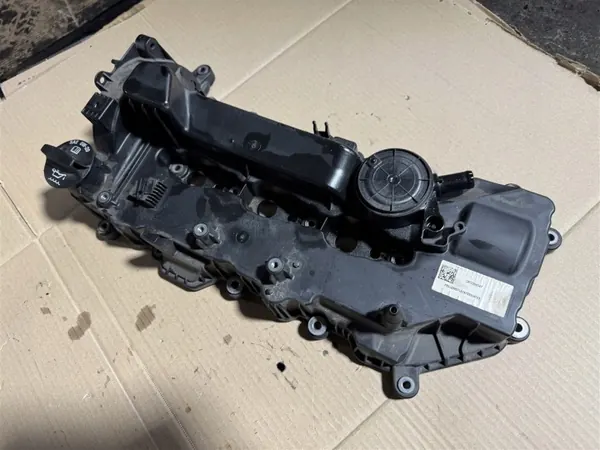 Couvercle de soupape OEM 55510723 pour Opel Astra K image 6