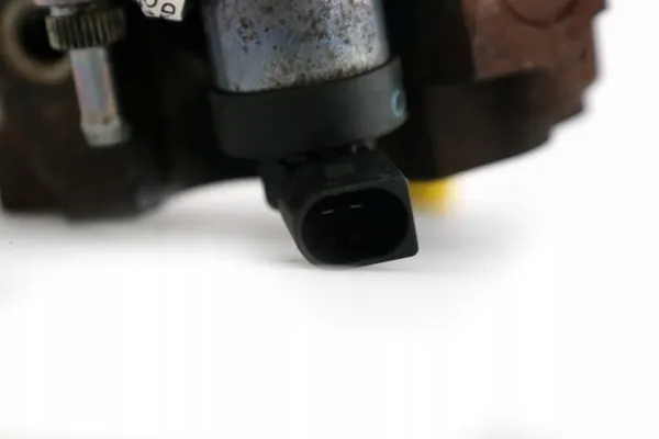 BMW E87 E90 E91 M47N2 M57N2 Diesel Injectiepomp OEM image 5