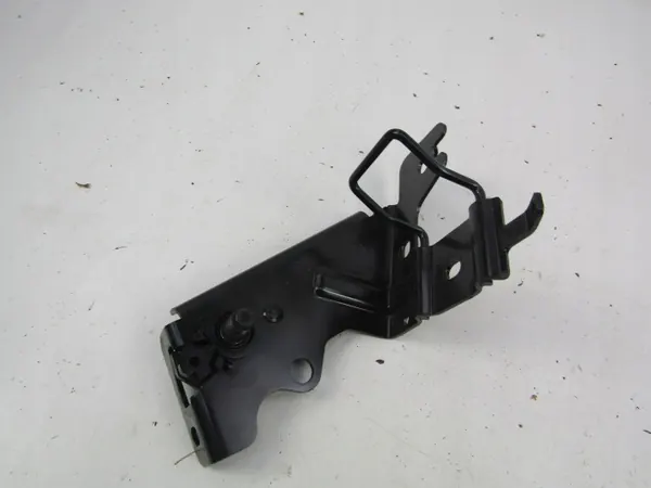 Soporte de montaje Jaguar I-PACE OEM J9D3-613B91-AF image 2