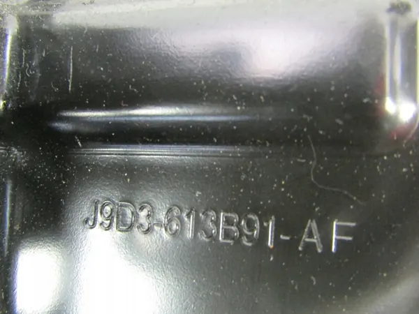 Soporte de montaje Jaguar I-PACE OEM J9D3-613B91-AF image 4