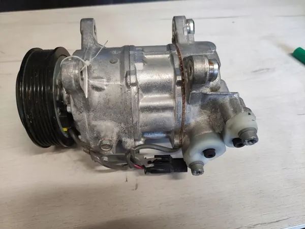 Compressore aria condizionata BMW 9391396 image 4