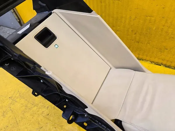 Accoudoir arrière Audi A8 S8 D4 OEM 4H0885076L image 6