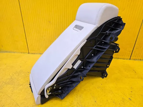 Accoudoir arrière Audi A8 S8 D4 OEM 4H0885076L image 7