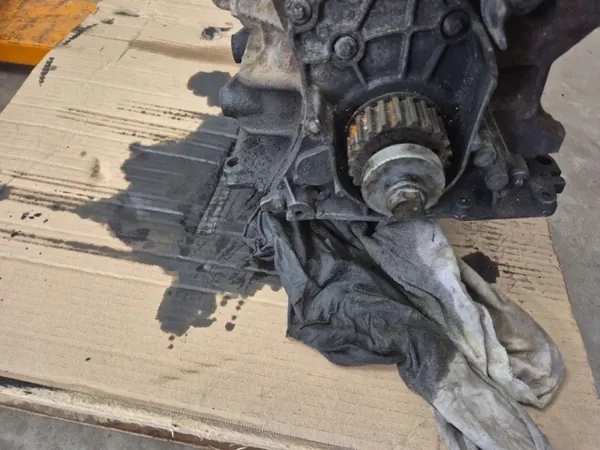 Renault Motorblock OEM Wrakomania-28321-F9A image 7