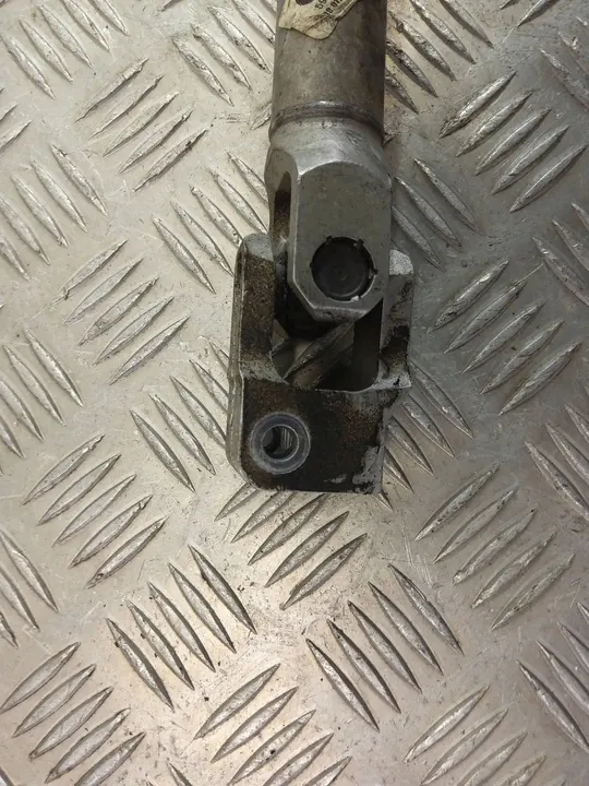 Connexion en caoutchouc de l'arbre de transmission BMW X3 G01 6884648 image 5