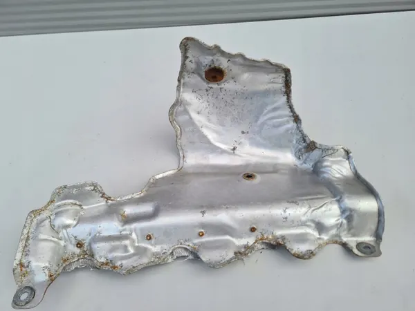 Katalysator värmesköld Opel Astra K 1.6 Turbo OEM 55590435 image 4