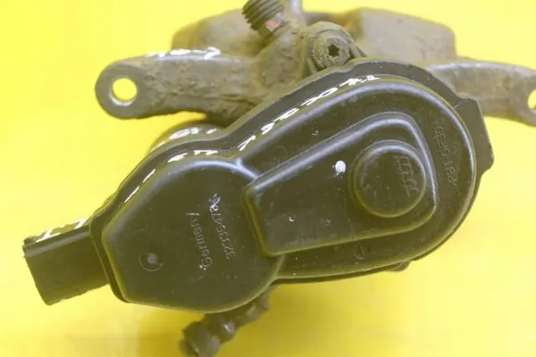Étrier de frein gauche arrière OEM 6442/A 4546 Audi image 3