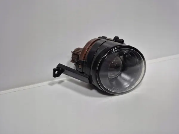 Farol de nevoeiro esquerdo VW Touran Tiguan Golf Plus EOS OEM image 2