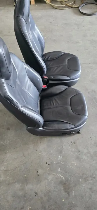 Driver Seat Left Front Tesla Model S Leather OEM 1085815-00 image 5
