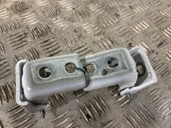 Opel Grandland X Hecktürscharniere OEM FBZ16313 image 3