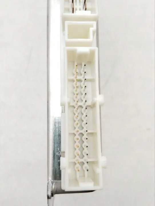 Maserati Levante 2017 Ilmajousitusmoduuli OEM 670101215 image 4