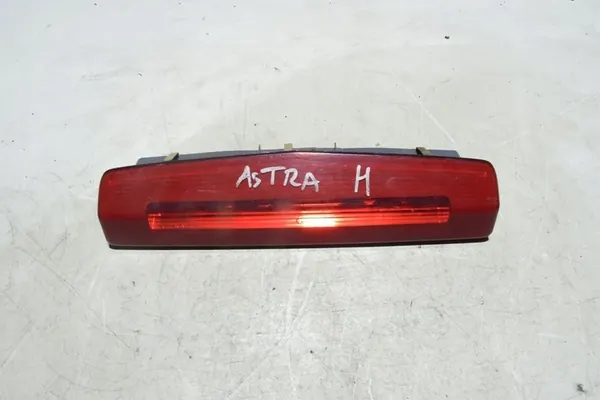 Lisäjarruvalo OPEL ASTRA H GM13211587 image 2