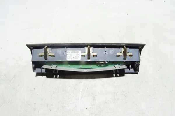 Lisäjarruvalo OPEL ASTRA H GM13211587 image 3