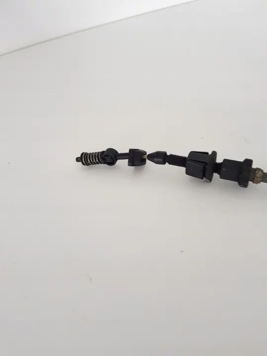 Lien de gaz OEM 2013003030 pour Mercedes W201 190 image 4