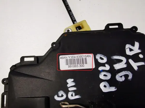 VW POLO 9N MKIV Hintere Rechte Türschloss Y3B4839016AN 6PIN image 3