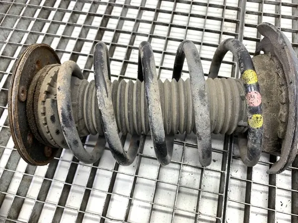 Amortisseur avant droit avec ressort Volvo S80 II image 4