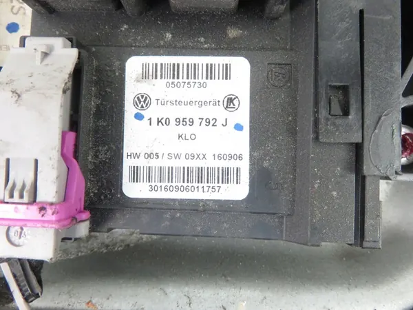 Elevador de vidro dianteiro direito VW Golf V (1K1) 1K3837462B image 7