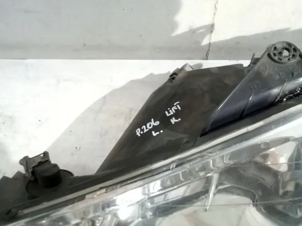 Farol Dianteiro Esquerdo Peugeot 206 OEM 9628666880 image 4