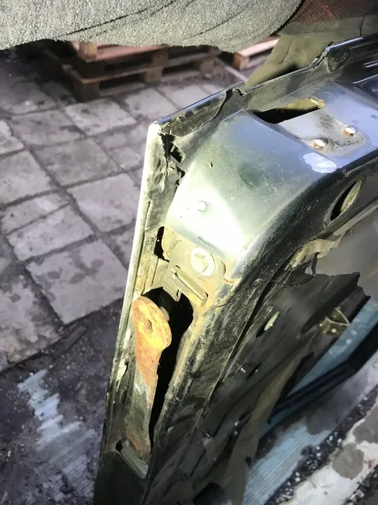 Hayon arrière Land Rover Discovery 2 II image 2