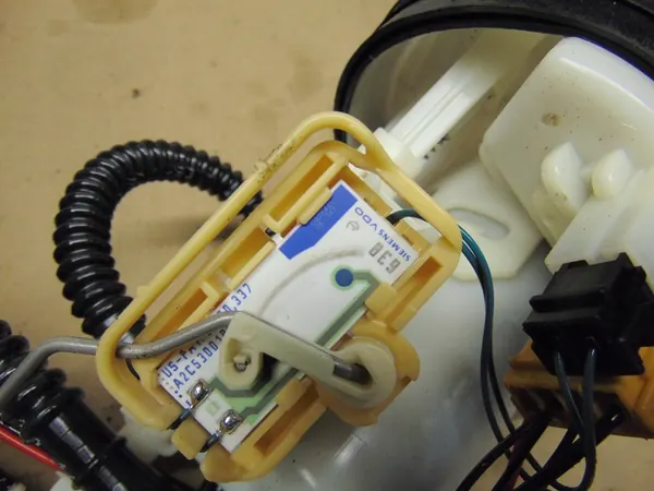 Brandstofpomp Mercedes W203 2.0 Compressor Benzine Europa image 8