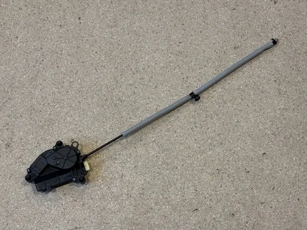 Cable puerta trasera derecha BMW X5 G05 OEM 9482992 image 2